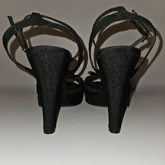 GUESS by Marciano "Priscilla" Black Strappy Heels - Size 7.5 - Picture 4 of 7
